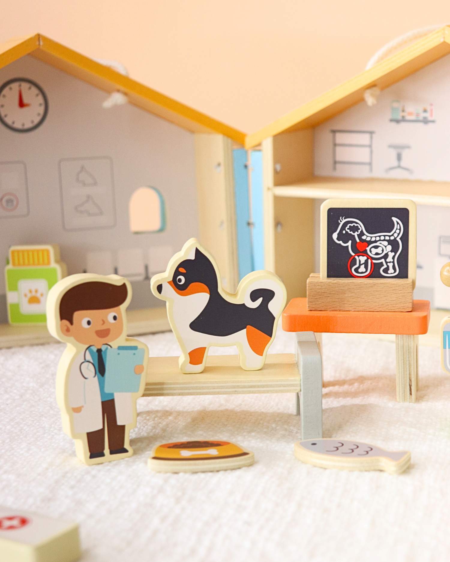 Wooden Vet Play Set - Animal Hospital